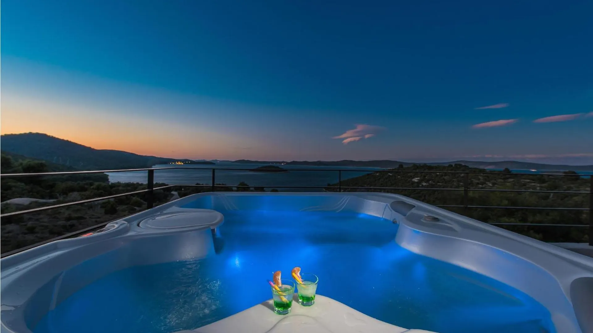 Awesome Home In Dragove With Wifi Holiday home